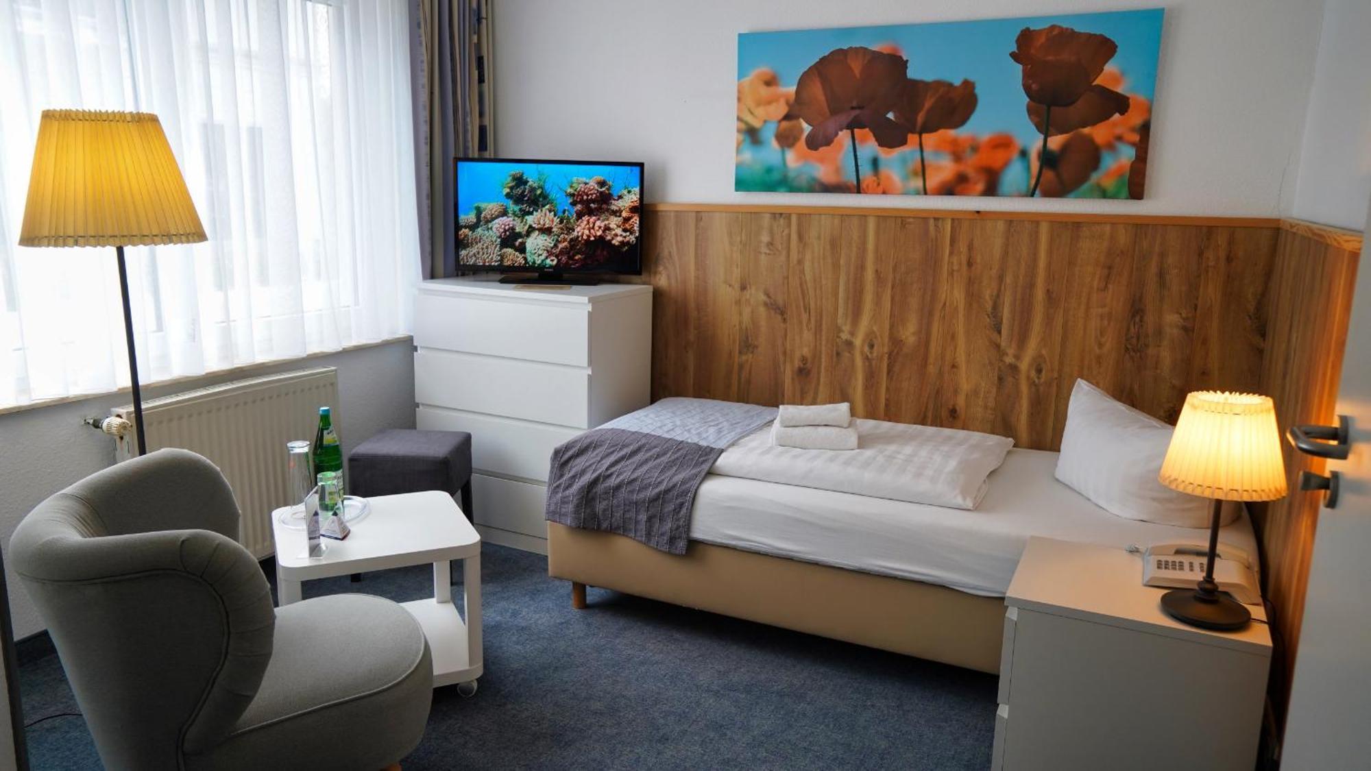 Hotel & Restaurant Seebruecke Цингст Екстер'єр фото