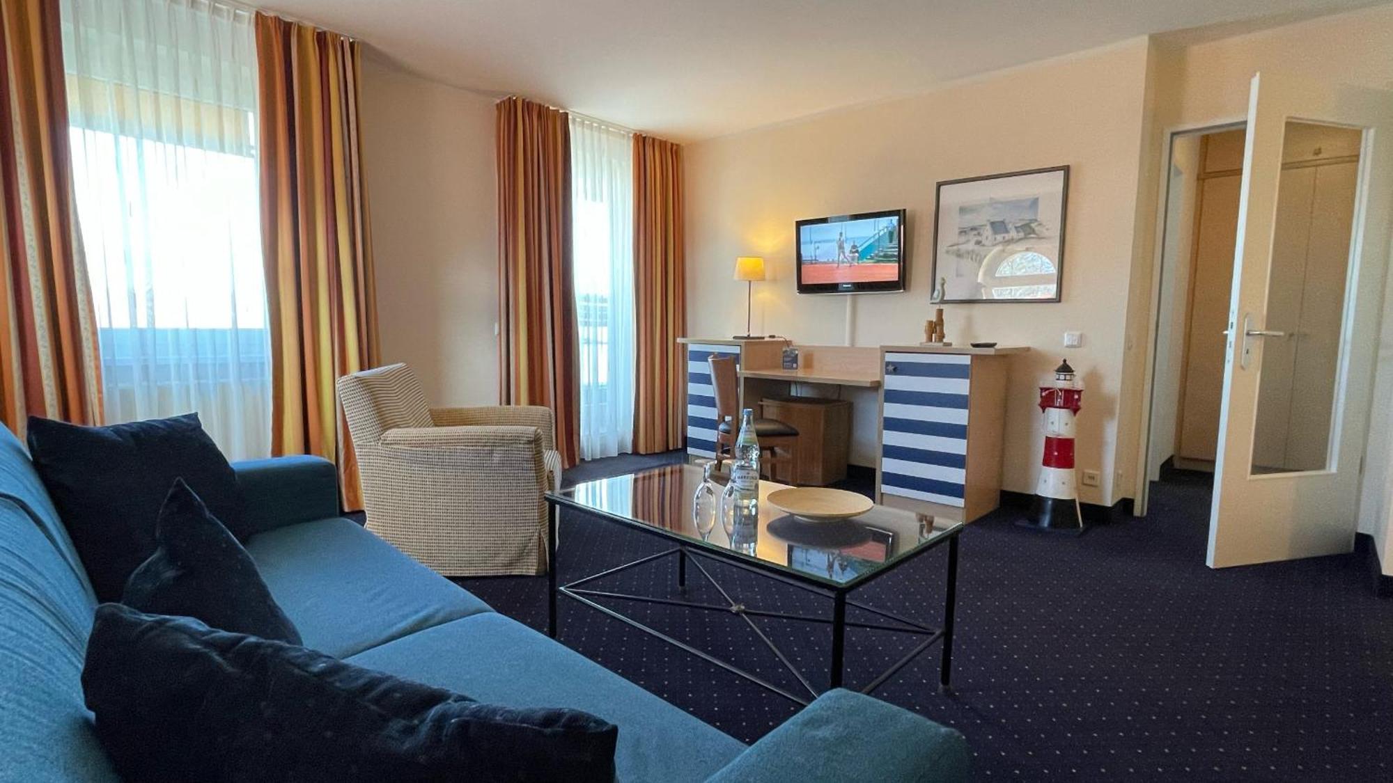 Hotel & Restaurant Seebruecke Цингст Екстер'єр фото